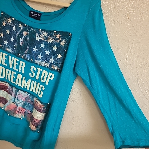 VTG Y2K turquoise blue Top Never Stop Dreaming Patriotic Flag Size S 4th of July - Picture 7 of 16